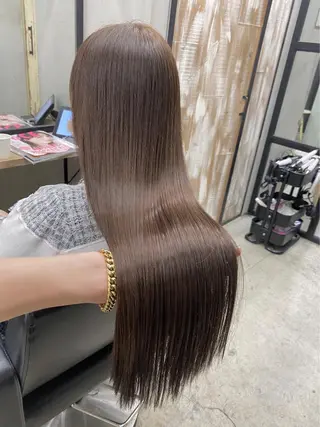 ロング カラー 透明感/オリーブ/ グレージュ/YUKAのヘアスタイル