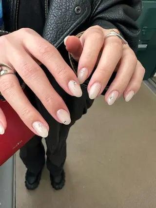 ネイル 新山 聖のネイルデザイン