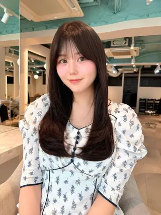 ロング ハイレイヤー/顔周り /レイヤーカットのヘアスタイル