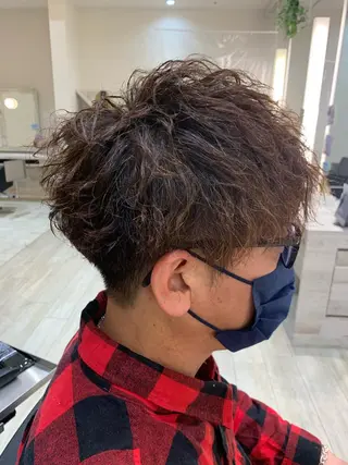 パーマ メンズ レイヤー／パーマ 西山賢志のヘアスタイル