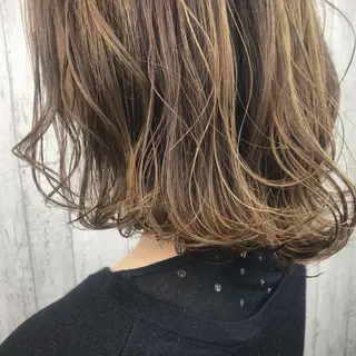 ミディアム カラー 田中 あかねのヘアスタイル