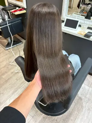 ロング カラー YURA hairのヘアスタイル