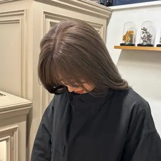 ミディアム カラー オリーブ/縮毛♡ Natsuno🩰のヘアスタイル