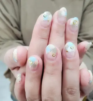 ネイル B.care自由ヶ丘所属・早坂  のネイルデザイン