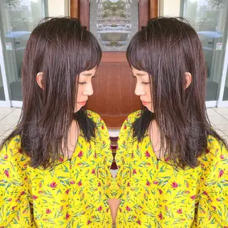ミディアム カラー grand juteのヘアスタイル