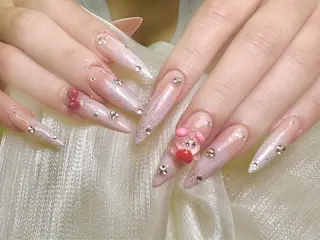 ネイル lucky nail 歌舞伎町のネイルデザイン