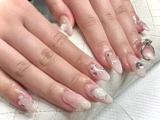 ネイル 三浦 絆生のネイルデザイン