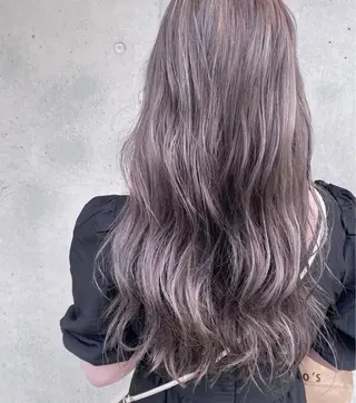 ロング カラー 川越 輝梨奈のヘアスタイル