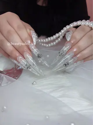 ネイル beautysalon,icy所属・矢野 愛璃のネイルデザイン