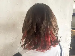 ミディアム カラー 伊藤 優希のヘアスタイル