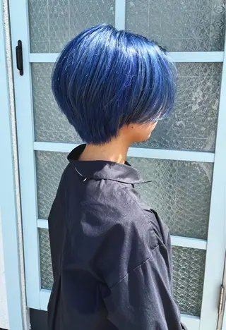 ショート カラー MEY Kirinのヘアスタイル