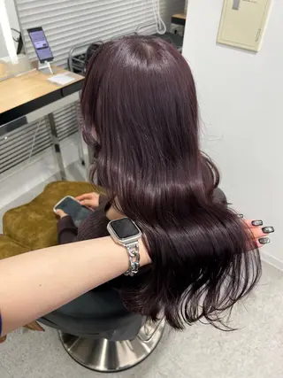 ロング カラー 暗髪🩶ラベンダー/ ブルー/ユウナ🤍のヘアスタイル