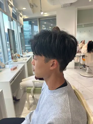 メンズ L’Aube ami所属・佐野 拓海のヘアスタイル