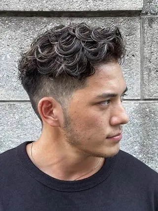 カラー パーマ RETOUCH by fifth メンズサロン【レタッチ バイ フィフス】所属・fifth原宿 A:Ri🧸のヘアスタイル