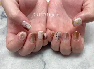 ネイル ネイルリボン 受付スタッフのネイルデザイン