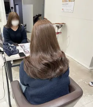 ロング 艶カラー /顔周り◎ 小川泰輝💍のヘアスタイル