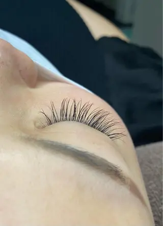 マツエク・マツパ サンクリュクス名駅店所属・CINQ LUXE 久野のマツエク・マツパデザイン