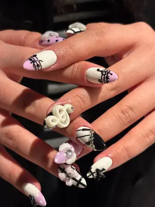 ネイル 2me（ツメ） ♡ NENEのネイルデザイン