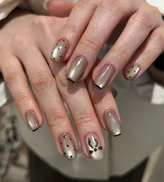 ネイル White dear fujiwaraのネイルデザイン