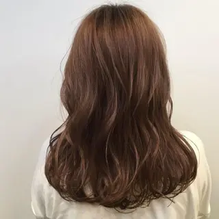 カラー ブリーチ/ヘアケア/ 艶髪/イギチハルのヘアスタイル
