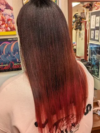 ロング カラー fuwat所属・秋葉原でカラーする なら🐉ちぇーたんのヘアスタイル