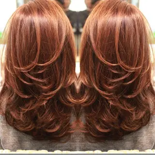 セミロング カラー Mariana/ 鶴原-ハイライトのヘアスタイル