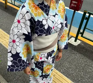 艶髪/ハイトーン/ ヘアセット/モエノのヘアスタイル