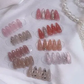 ネイル Nailsalon Wolverineのネイルデザイン