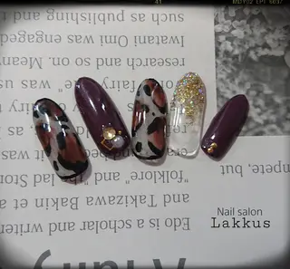 ネイル Lakkus T－Mのネイルデザイン