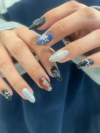 ネイル earth甲府昭和店 西村香穂のネイルデザイン