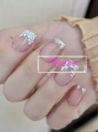 ネイル The oneアオイ アオイのネイルデザイン