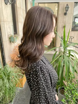 セミロング カラー アオガミ （前髪顔周りカット）のヘアスタイル