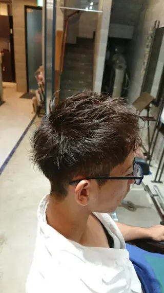 カラー メンズ 浅野  勇貴のヘアスタイル