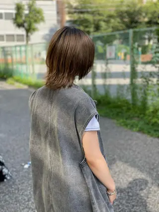 ミディアム 🐺ウルフ/レイヤー カット/高嶋湧大のヘアスタイル