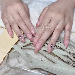 ネイル KURE ISAKIのネイルデザイン