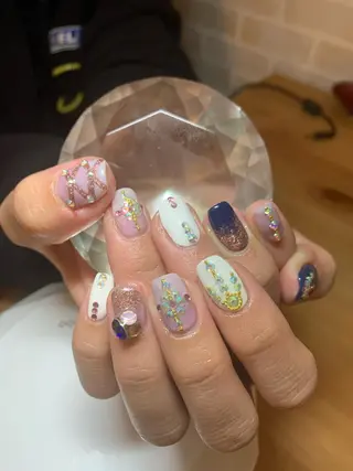 ネイル LAVISH nail salonのネイルデザイン