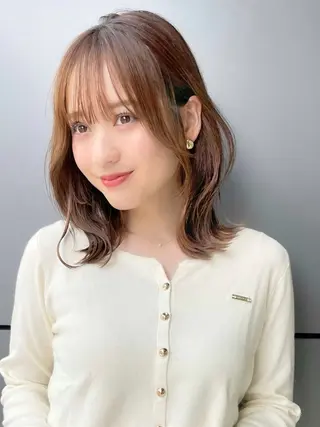 ミディアム ボブ/デザインカラー /表参道/新井美有紀のヘアスタイル