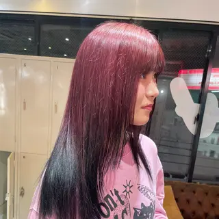 ロング カラー HIKARI🐈‍⬛ レイヤー×デザインのヘアスタイル