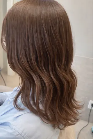 セミロング pollen dressers smart saron所属・pollen moekaのヘアスタイル