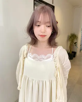 カラー mizuki/ピンク ベージュ.レイヤーのヘアスタイル