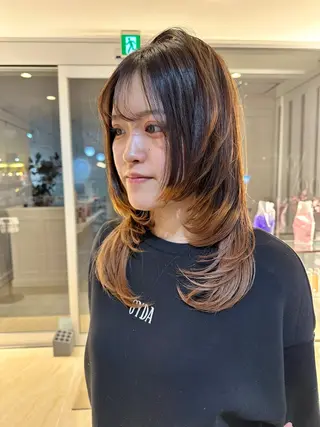 セミロング カラー La fith hair sept 銀座店所属・KOGA／ パーマモデル募集のヘアスタイル