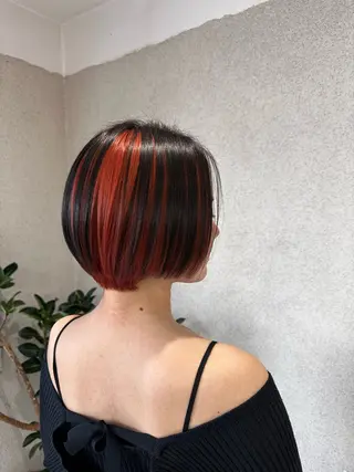 ショート カラー 阿部 美咲のヘアスタイル