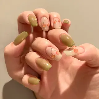 ネイル ウシク ミユキのネイルデザイン