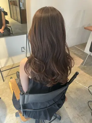 ロング カラー Ｒ HAIR SALON所属・RHAIRSALON 西山梓のヘアスタイル