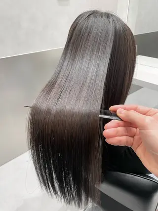 ロング 美髪職人あお🦕 髪質改善｜原宿のヘアスタイル