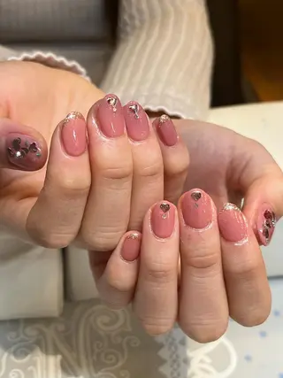 ショート カラー ネイル ネイルサロン リリーブランシュ所属・森 瑞紀のネイルデザイン