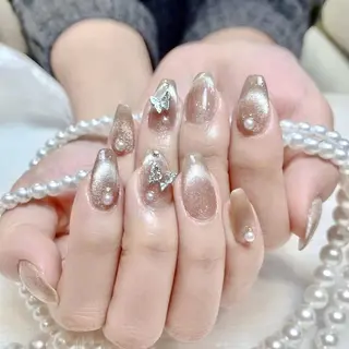 ネイル RAFFINE 月🦋🩵のネイルデザイン