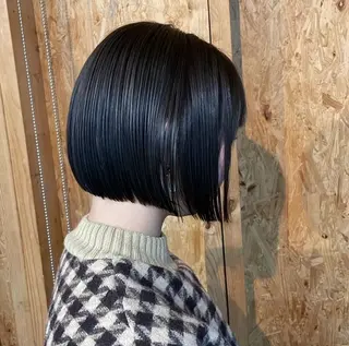 カラー 赤味ゼロ✨️透ける ハイトーン😇ハルキのヘアスタイル