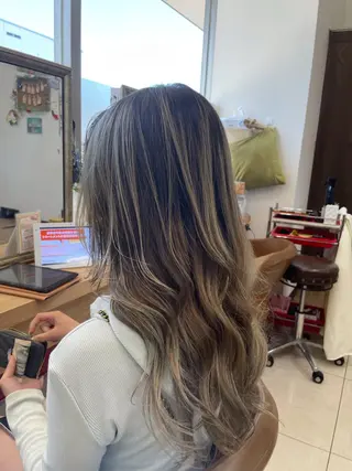 ロング カラー 💫カットパーマ💫 伊原虎太郎のヘアスタイル