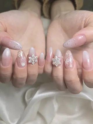 ネイル ビジュード ネイルのネイルデザイン